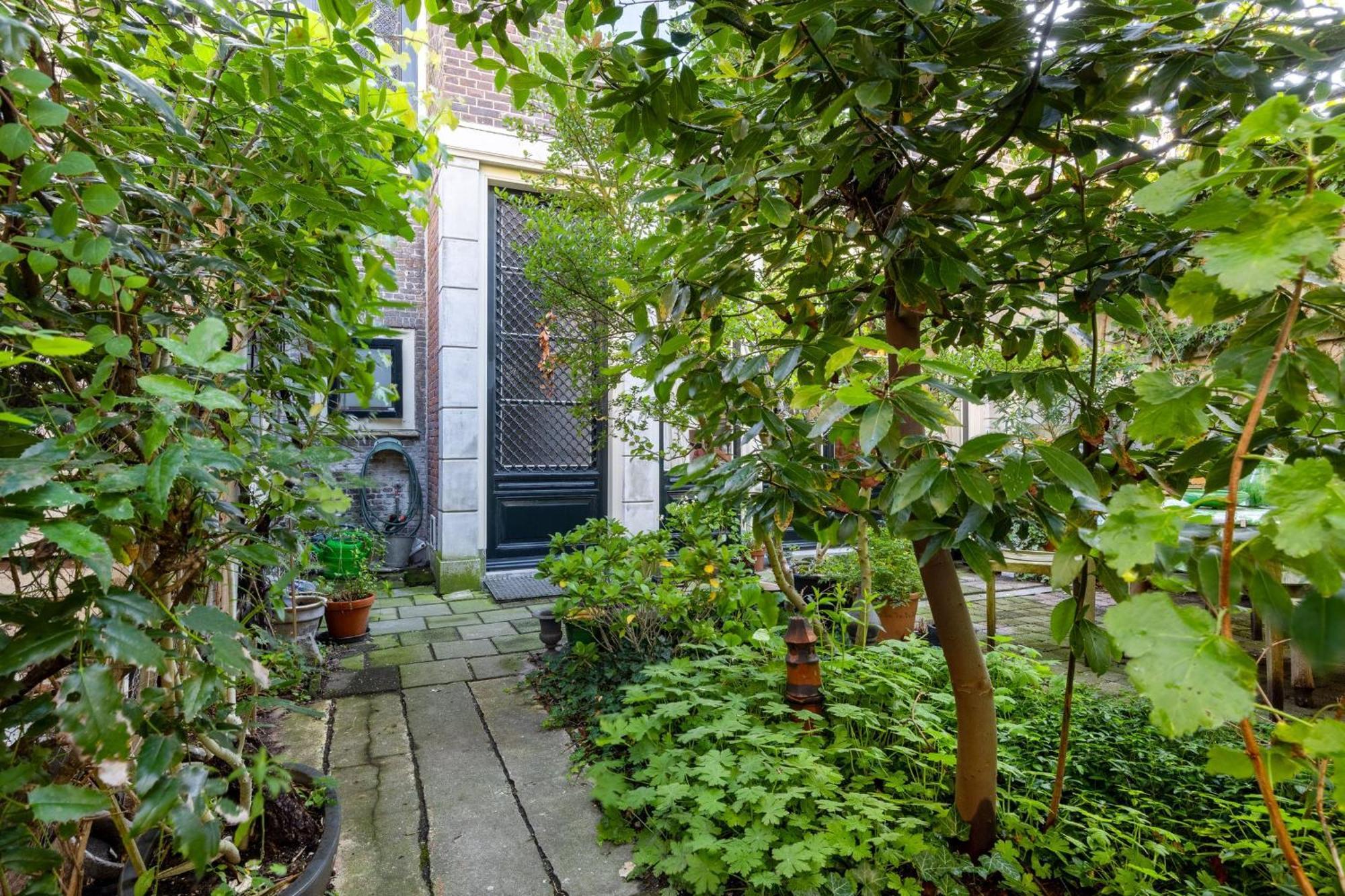 B&B In De Prinsenstraat ดอร์เดรคท์ ภายนอก รูปภาพ