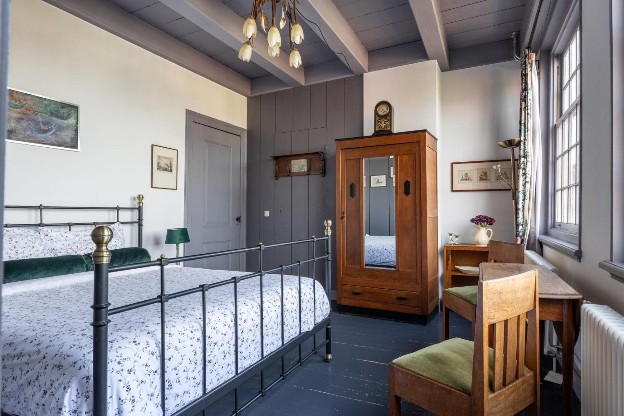 B&B In De Prinsenstraat ดอร์เดรคท์ ภายนอก รูปภาพ